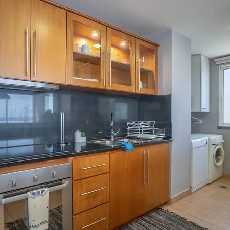 Front In 9 Lägenhet