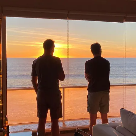 Lägenhet Front In 9