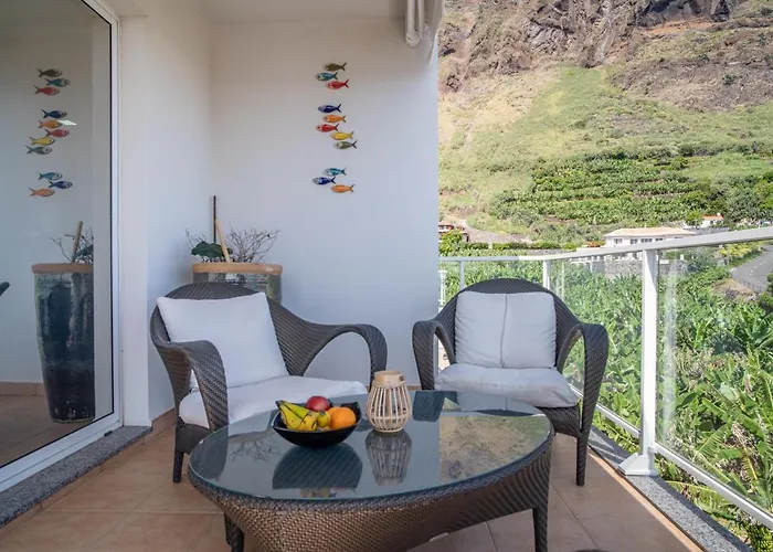 Apartament Front In 9 Paul do Mar (Madeira)