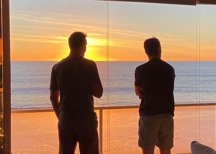 Apartament Front In 9